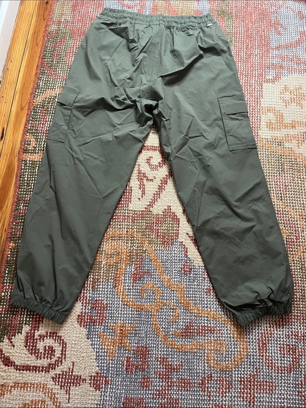 Vuori Cargo Joggers Green Men’s Size Small Performance Athletic Like New - Picture 6 of 9